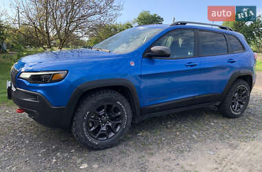Внедорожник / Кроссовер Jeep Cherokee 2019 в Полтаве