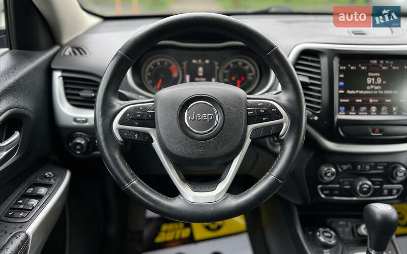 Внедорожник / Кроссовер Jeep Cherokee 2018 в Львове