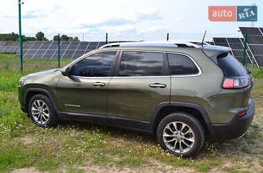 Позашляховик / Кросовер Jeep Cherokee 2018 в 
