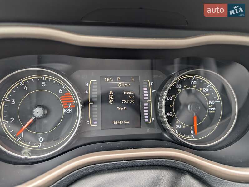 Позашляховик / Кросовер Jeep Cherokee 2017 в Львові