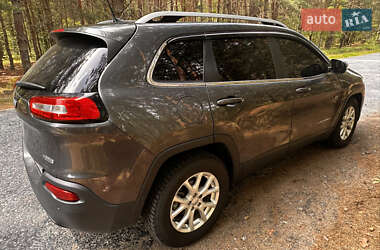 Позашляховик / Кросовер Jeep Cherokee 2016 в 