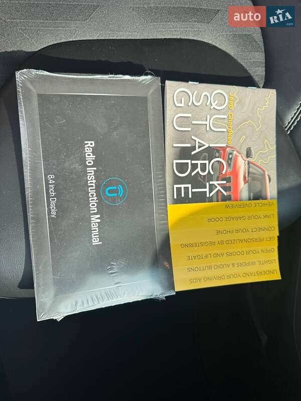 Внедорожник / Кроссовер Jeep Cherokee 2022 в Киеве