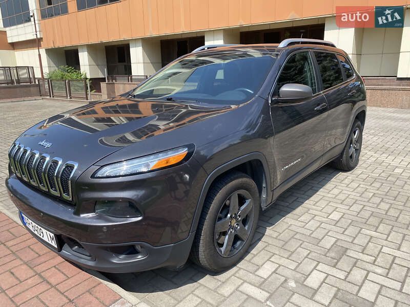 Jeep Cherokee 2016