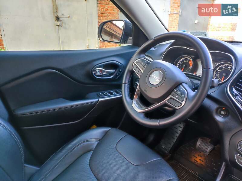 Внедорожник / Кроссовер Jeep Cherokee 2019 в Сумах фото 8 Внедорожник / Кроссовер Jeep Cherokee 2019 в Сумах