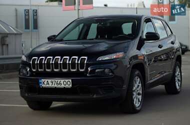 Внедорожник / Кроссовер Jeep Cherokee 2013 в Киеве