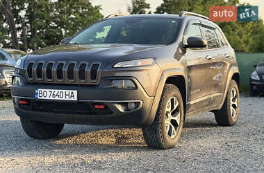 Внедорожник / Кроссовер Jeep Cherokee 2015 в Тернополе