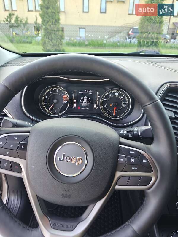 Внедорожник / Кроссовер Jeep Cherokee 2018 в Коломые