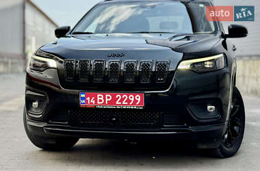 Внедорожник / Кроссовер Jeep Cherokee 2022 в 