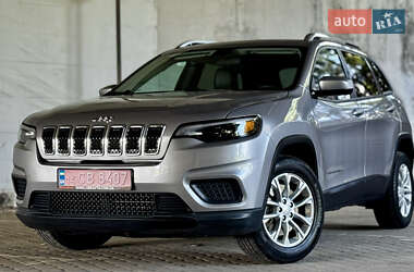 Внедорожник / Кроссовер Jeep Cherokee 2020 в 