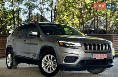 Внедорожник / Кроссовер Jeep Cherokee 2020 в 