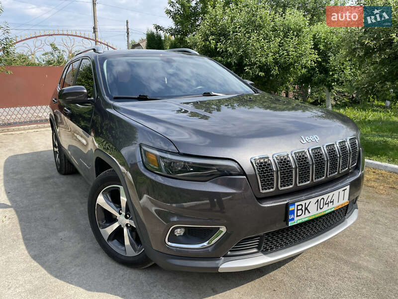 Позашляховик / Кросовер Jeep Cherokee 2019 в Рівному