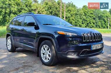 Внедорожник / Кроссовер Jeep Cherokee 2015 в 