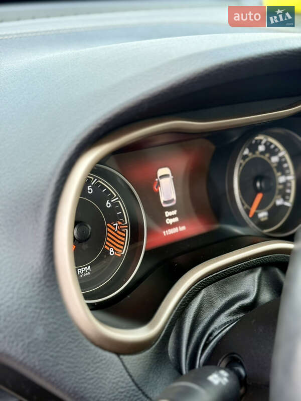 Внедорожник / Кроссовер Jeep Cherokee 2014 в Чернигове фото 10 Внедорожник / Кроссовер Jeep Cherokee 2014 в Чернигове