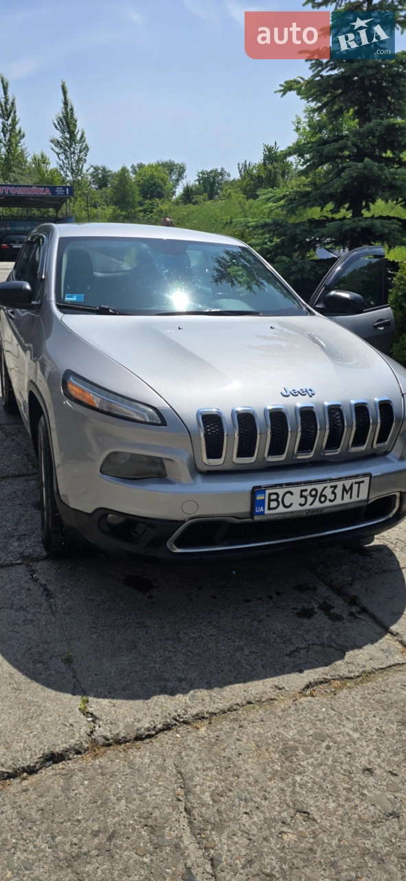 2015 Jeep Cherokee - мініатюра 16