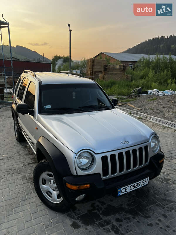 Jeep Cherokee 2004