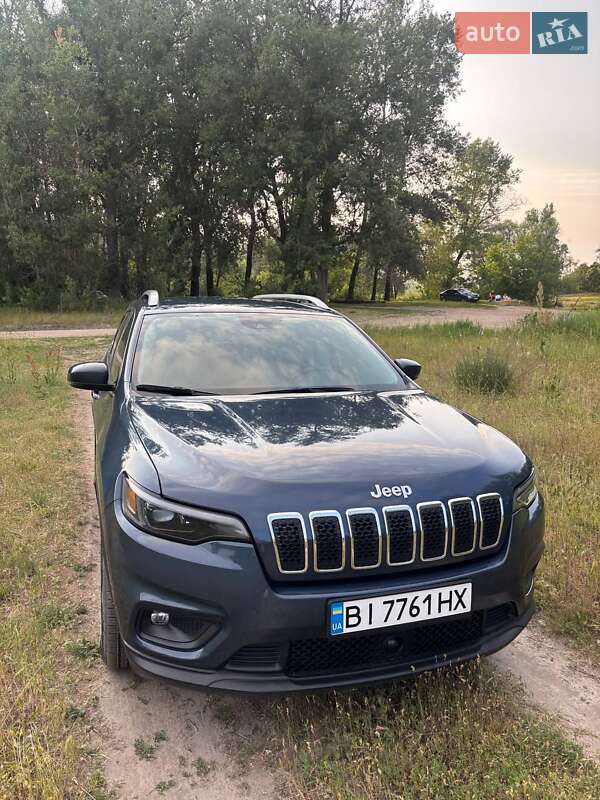 Внедорожник / Кроссовер Jeep Cherokee 2021 в Гадяче