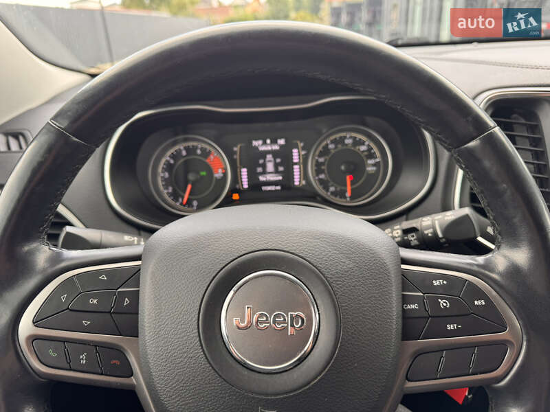 Позашляховик / Кросовер Jeep Cherokee 2020 в Луцьку