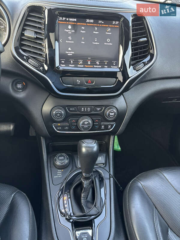 Позашляховик / Кросовер Jeep Cherokee 2018 в Києві