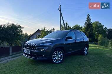 Внедорожник / Кроссовер Jeep Cherokee 2015 в 