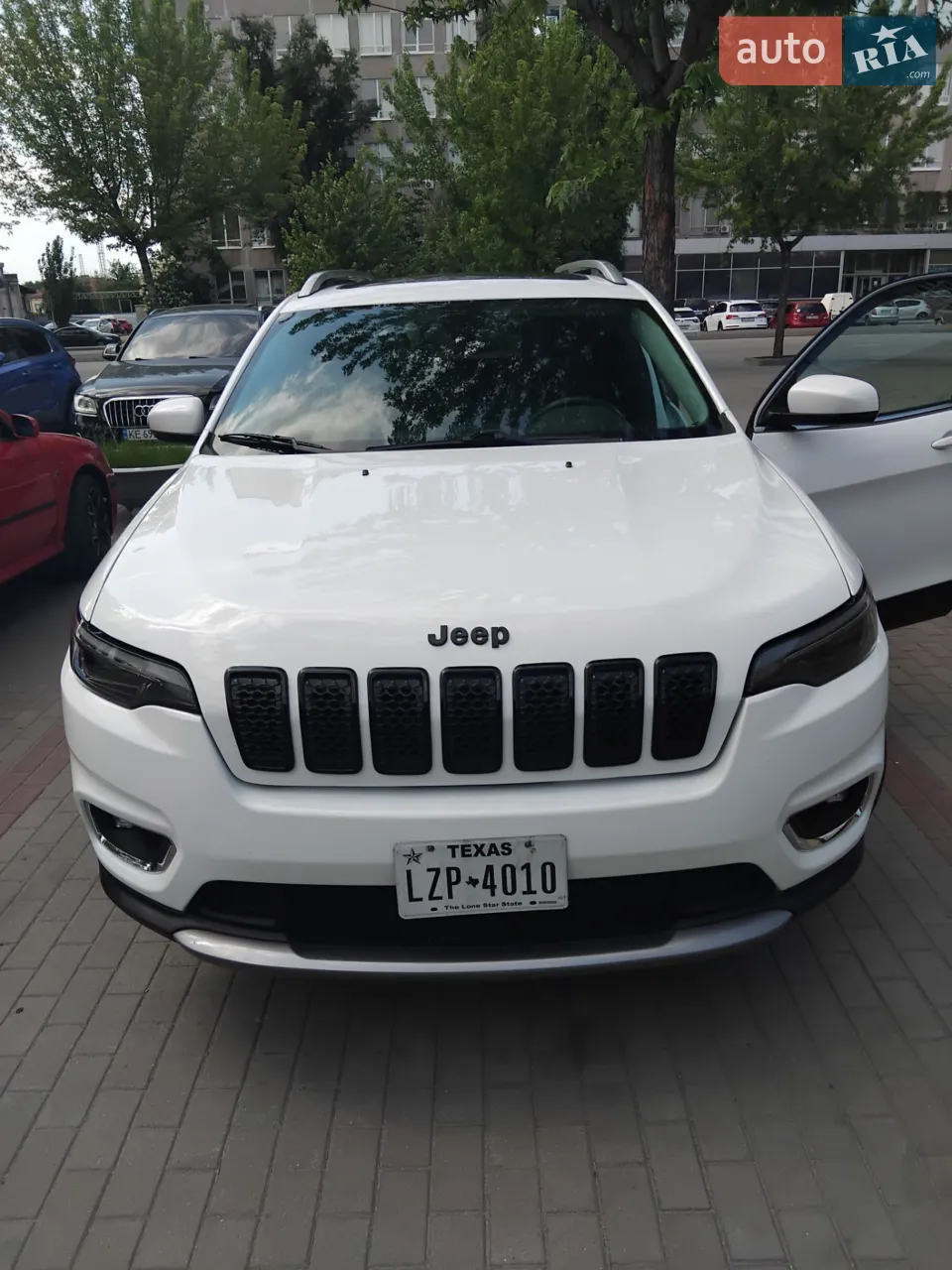 2020 Jeep Cherokee - мініатюра 7