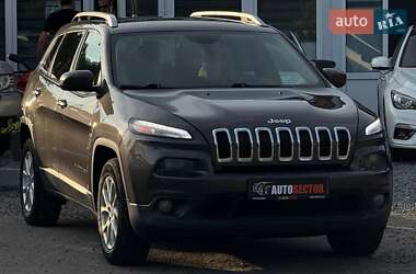 Внедорожник / Кроссовер Jeep Cherokee 2016 в 