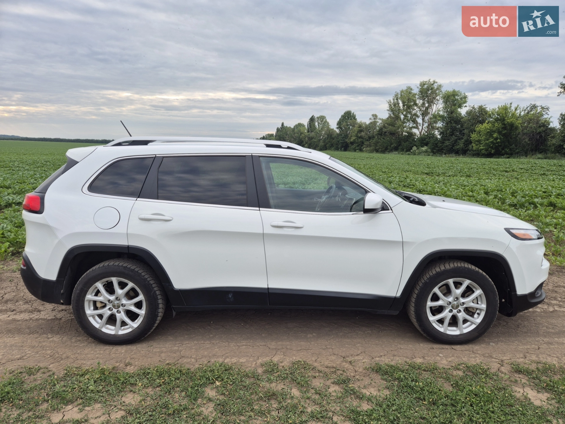 2018 Jeep Cherokee - мініатюра 8