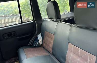 Внедорожник / Кроссовер Jeep Cherokee 2001 в 