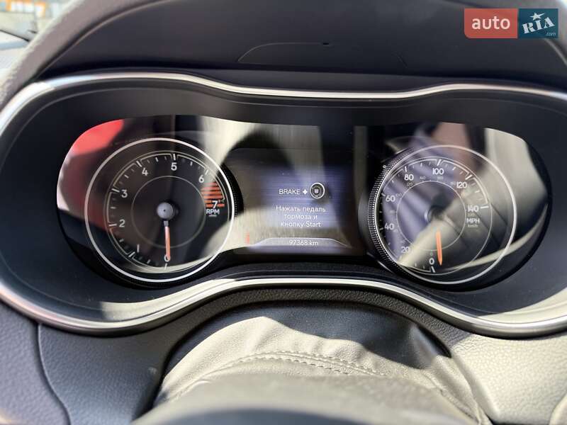 Внедорожник / Кроссовер Jeep Cherokee 2019 в Харькове