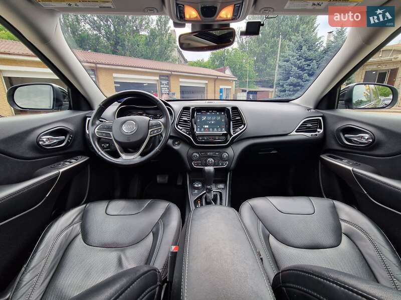 Внедорожник / Кроссовер Jeep Cherokee 2020 в Днепре