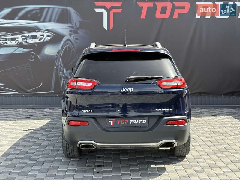 Позашляховик / Кросовер Jeep Cherokee 2015 в Львові