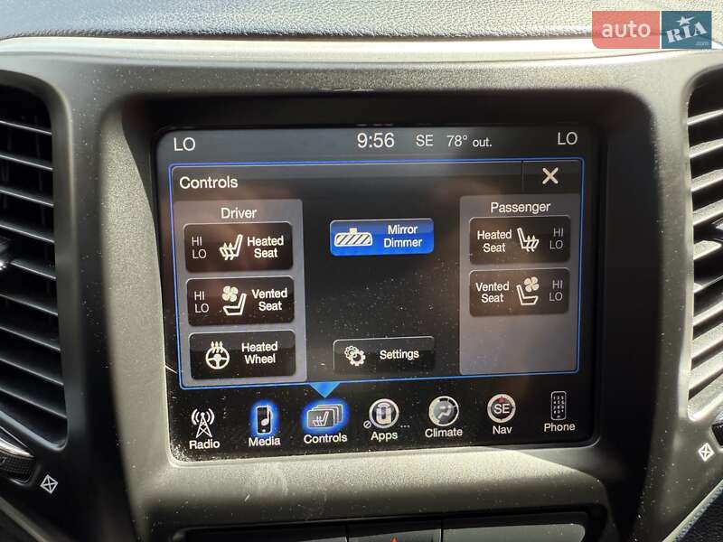 Позашляховик / Кросовер Jeep Cherokee 2015 в Львові