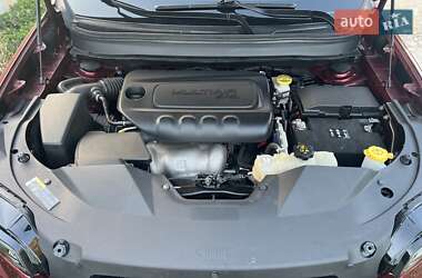 Позашляховик / Кросовер Jeep Cherokee 2019 в 