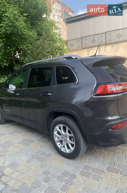 Внедорожник / Кроссовер Jeep Cherokee 2013 в Тернополе