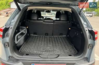 Внедорожник / Кроссовер Jeep Cherokee 2014 в 