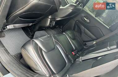 Внедорожник / Кроссовер Jeep Cherokee 2014 в 