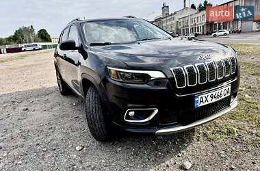 Внедорожник / Кроссовер Jeep Cherokee 2018 в 