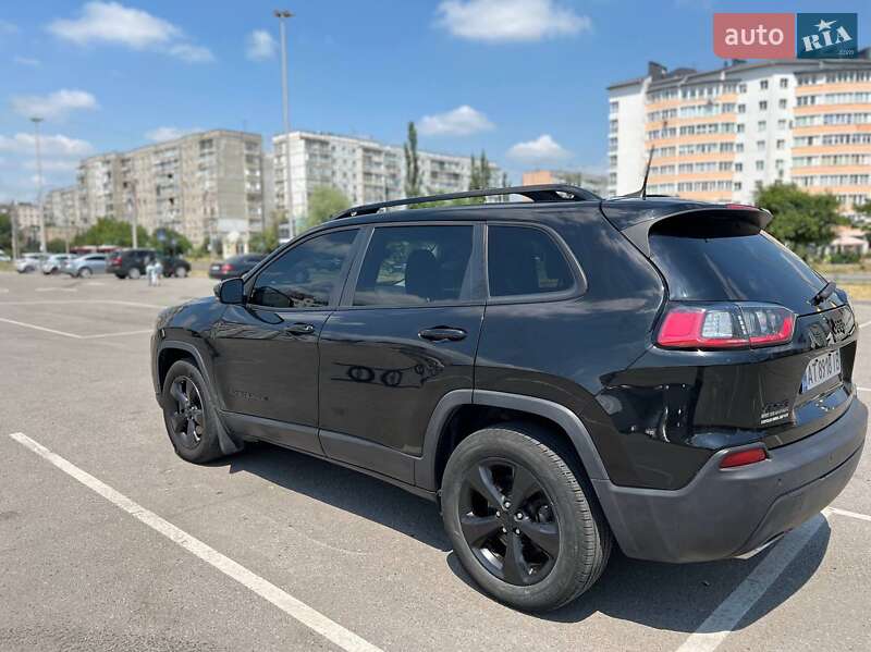 Внедорожник / Кроссовер Jeep Cherokee 2019 в Ивано-Франковске