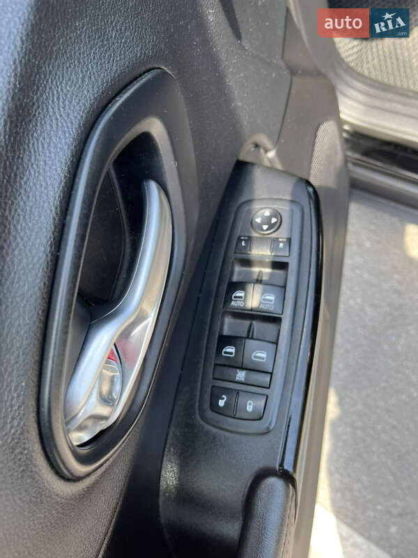 Внедорожник / Кроссовер Jeep Cherokee 2019 в Ивано-Франковске