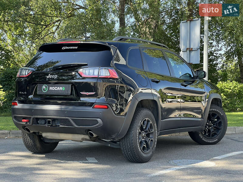 Позашляховик / Кросовер Jeep Cherokee 2021 в Києві