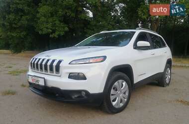 Позашляховик / Кросовер Jeep Cherokee 2015 в 
