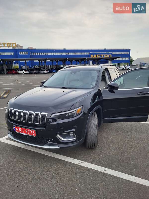 Позашляховик / Кросовер Jeep Cherokee 2021 в Києві