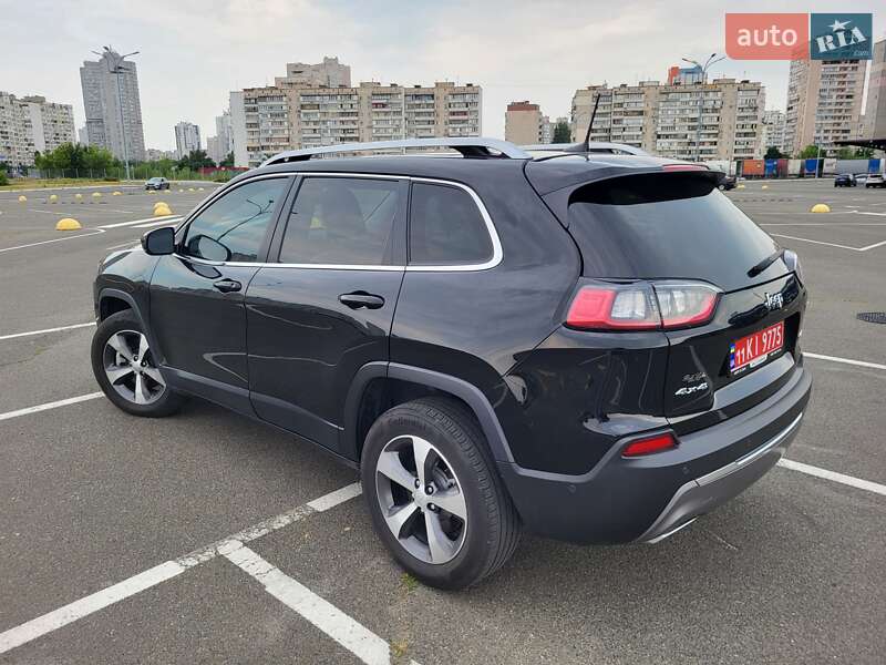Позашляховик / Кросовер Jeep Cherokee 2021 в Києві