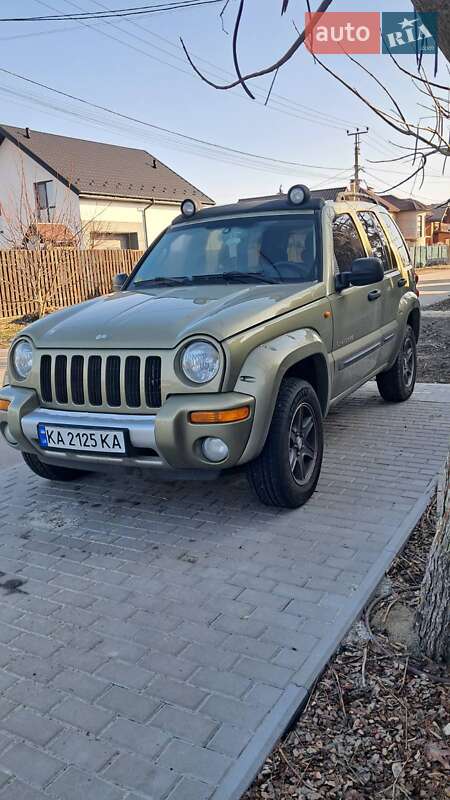 Внедорожник / Кроссовер Jeep Cherokee 2003 в Киеве