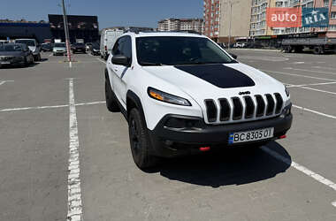 Внедорожник / Кроссовер Jeep Cherokee 2016 в Ивано-Франковске