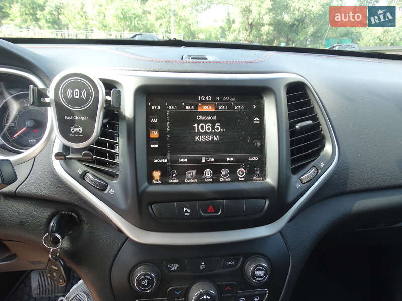 Внедорожник / Кроссовер Jeep Cherokee 2015 в Киеве фото 20 Внедорожник / Кроссовер Jeep Cherokee 2015 в Киеве