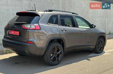 Внедорожник / Кроссовер Jeep Cherokee 2019 в 