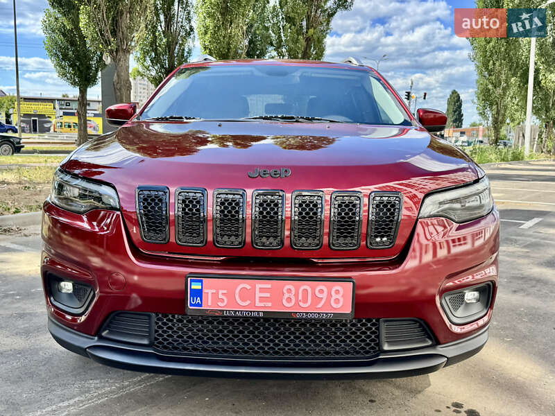 Внедорожник / Кроссовер Jeep Cherokee 2019 в Киеве