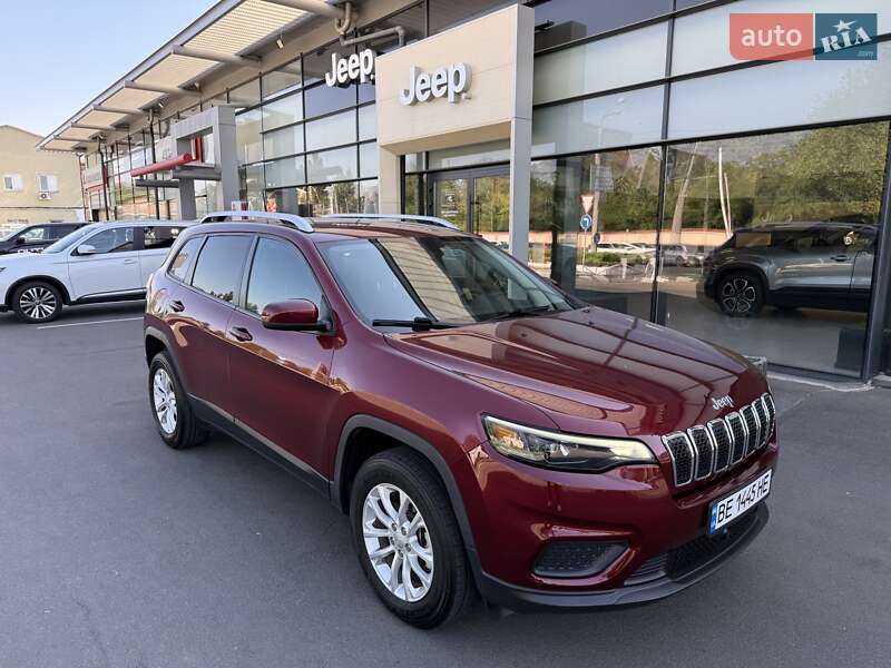 Внедорожник / Кроссовер Jeep Cherokee 2020 в 