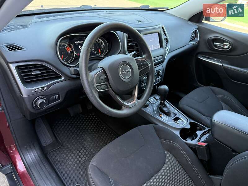 Внедорожник / Кроссовер Jeep Cherokee 2020 в Одессе