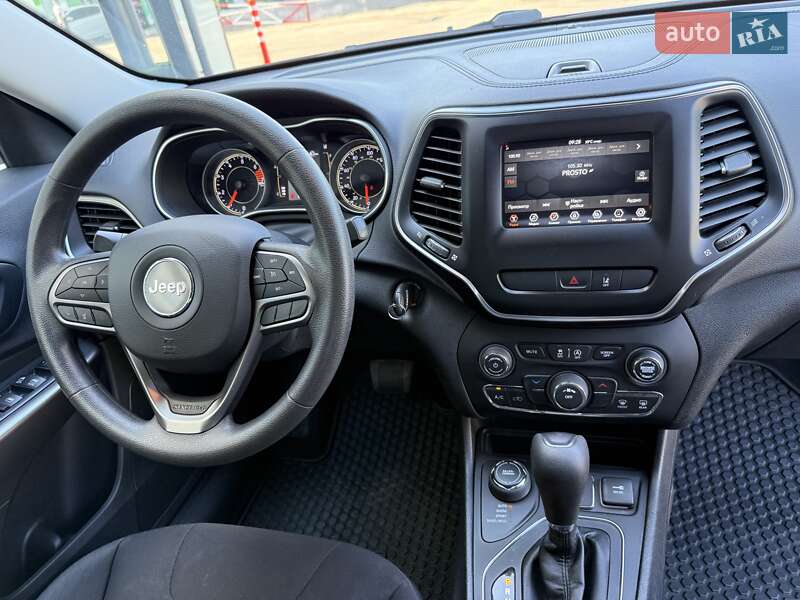 Внедорожник / Кроссовер Jeep Cherokee 2020 в Одессе